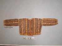 藏品(男子珠飾長袖短衣)的圖片